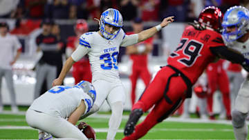 着无数球迷 着无数球迷